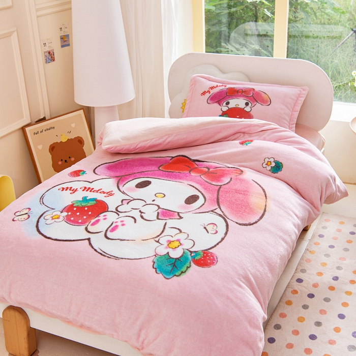 91家纺网 家纺一手货源 找家纺 （总）乐秀家纺 2025新款大版三丽鸥牛奶绒被子六件套