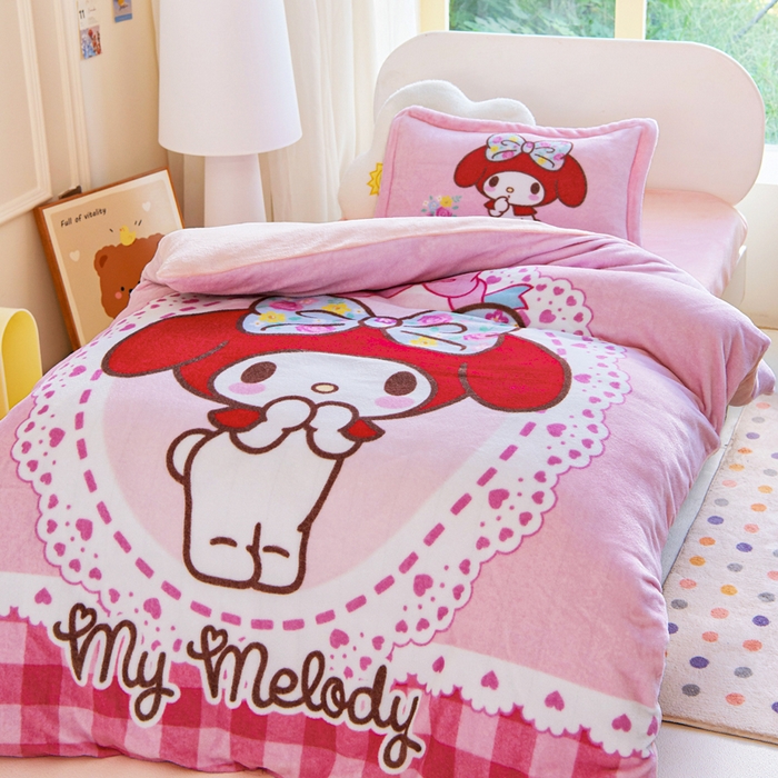 91家纺网 家纺一手货源 找家纺 乐秀家纺 2025新款大版三丽鸥牛奶绒被子六件套 俏皮美乐蒂