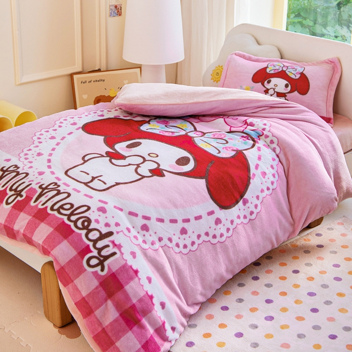 91家纺网 家纺一手货源 找家纺 乐秀家纺 2025新款大版三丽鸥牛奶绒被子六件套 俏皮美乐蒂