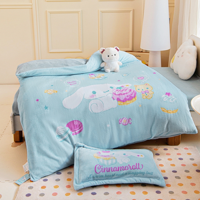 91家纺网 家纺一手货源 找家纺 乐秀家纺 2025新款大版三丽鸥牛奶绒被子六件套 蛋糕玉桂狗