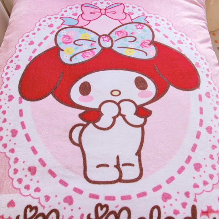 91家纺网 家纺一手货源 找家纺 乐秀家纺 2025新款大版三丽鸥牛奶绒被子六件套 俏皮美乐蒂