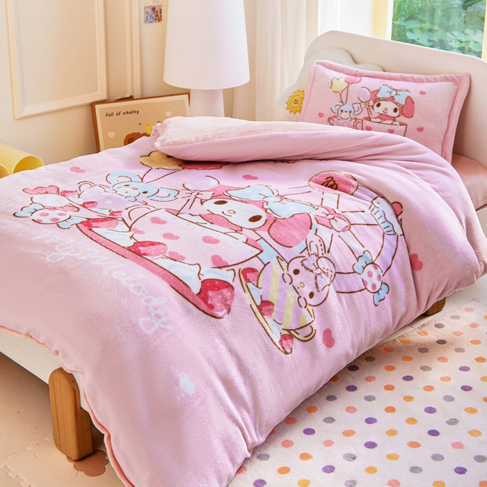 91家纺网 家纺一手货源 找家纺 乐秀家纺 2025新款大版三丽鸥牛奶绒被子六件套 魔法美乐蒂