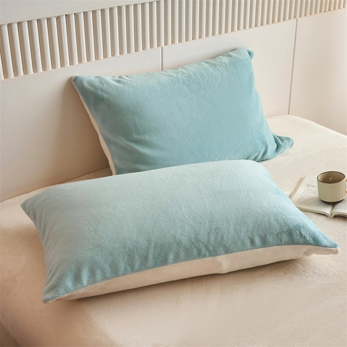 91家纺网 家纺一手货源 找家纺 乐居家纺 2025新款200克重纯色单面绒牛奶绒四件套 浅星蓝+奶昔白