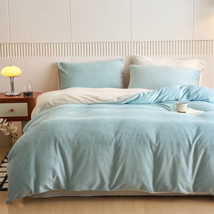 91家纺网 家纺一手货源 找家纺 乐居家纺 2025新款200克重纯色单面绒牛奶绒四件套 浅星蓝+奶昔白