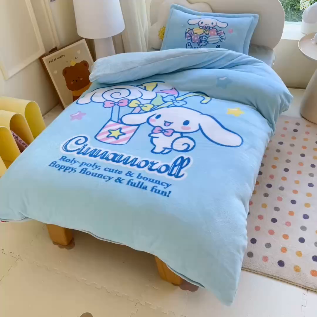 91家纺网 家纺一手货源 找家纺 乐秀家纺 2025新款大版三丽鸥牛奶绒被子六件套 休闲玉桂狗