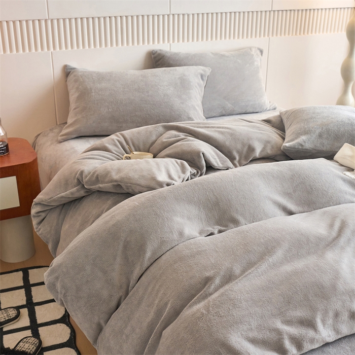 91家纺网 家纺一手货源 找家纺 乐居家纺 2025新款200克重纯色单面绒牛奶绒四件套 绅士灰