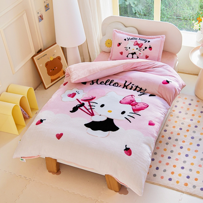 91家纺网 家纺一手货源 找家纺 乐秀家纺 2025新款大版三丽鸥牛奶绒被子六件套 奶萌KT