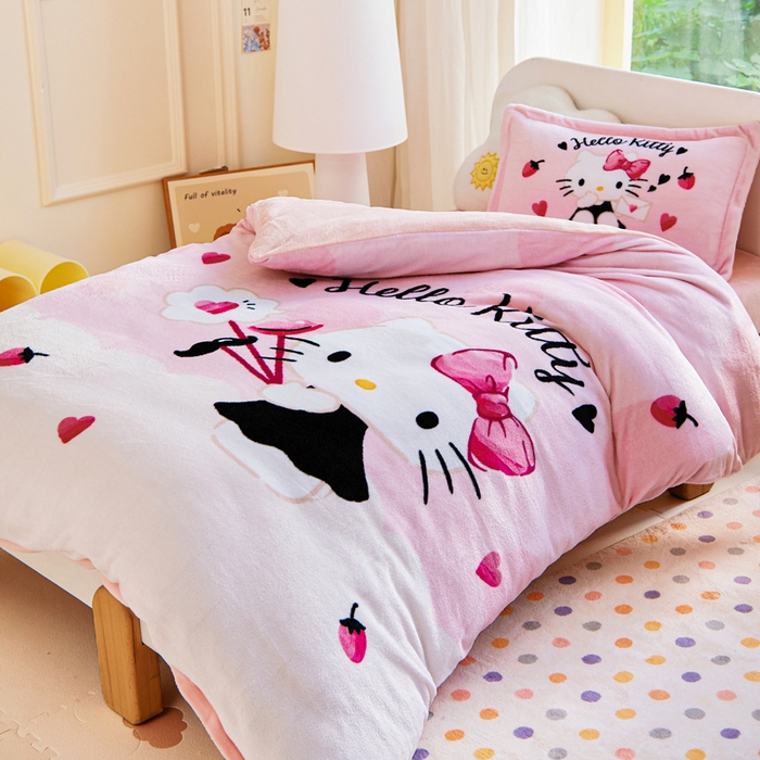 91家纺网 家纺一手货源 找家纺 乐秀家纺 2025新款大版三丽鸥牛奶绒被子六件套 奶萌KT