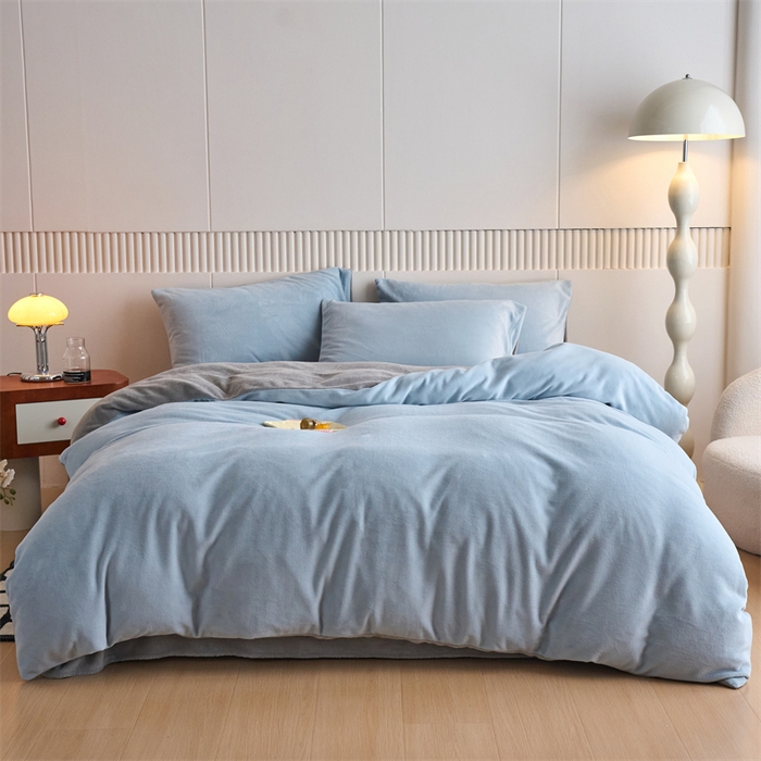 91家纺网 家纺一手货源 找家纺 乐居家纺 2025新款200克重纯色单面绒牛奶绒四件套 天空蓝+绅士灰
