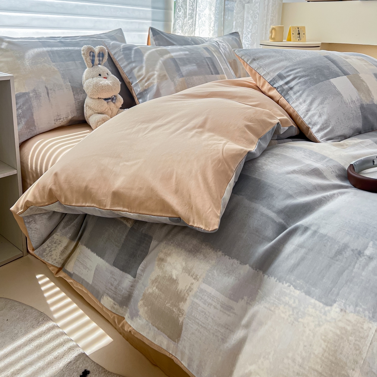 91家纺网 家纺一手货源 找家纺 红馆 2025年全棉12868印花系列四件套 简朴咖