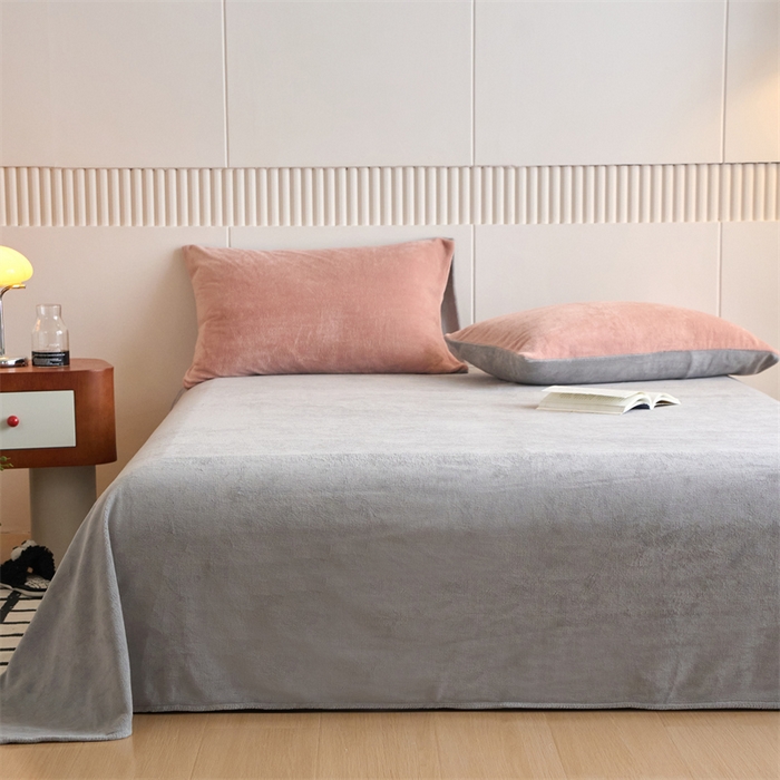 91家纺网 家纺一手货源 找家纺 乐居家纺 2025新款200克重纯色单面绒牛奶绒四件套 星柚粉+绅士灰