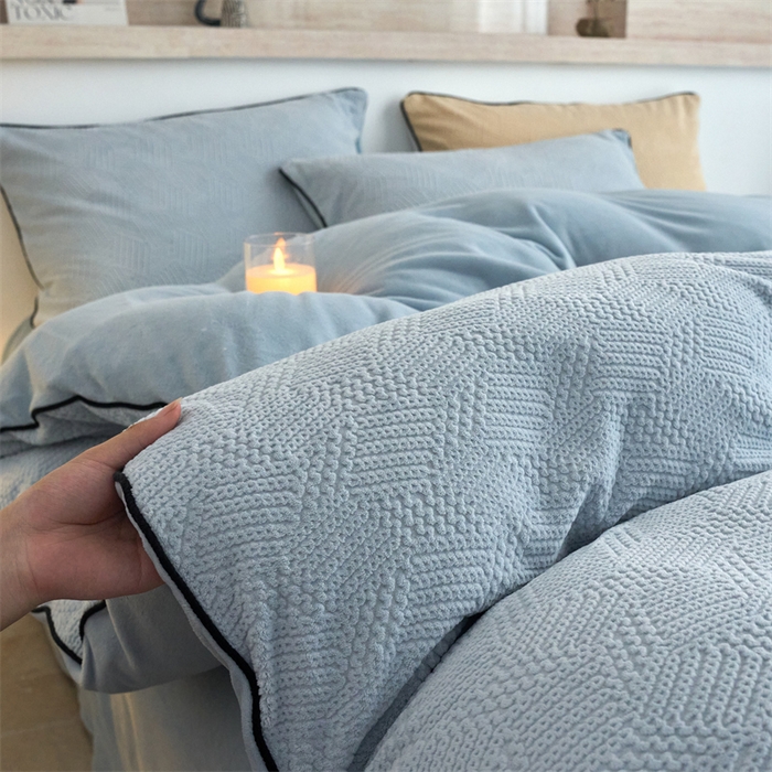 91家纺网 家纺一手货源 找家纺 （总）乐居家纺 2025新款牛奶绒嵌边提花剪花四件套（含买家秀和质检报告）