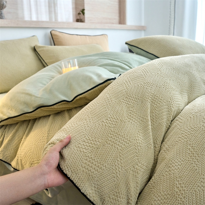 91家纺网 家纺一手货源 找家纺 （总）乐居家纺 2025新款牛奶绒嵌边提花剪花四件套（含买家秀和质检报告）