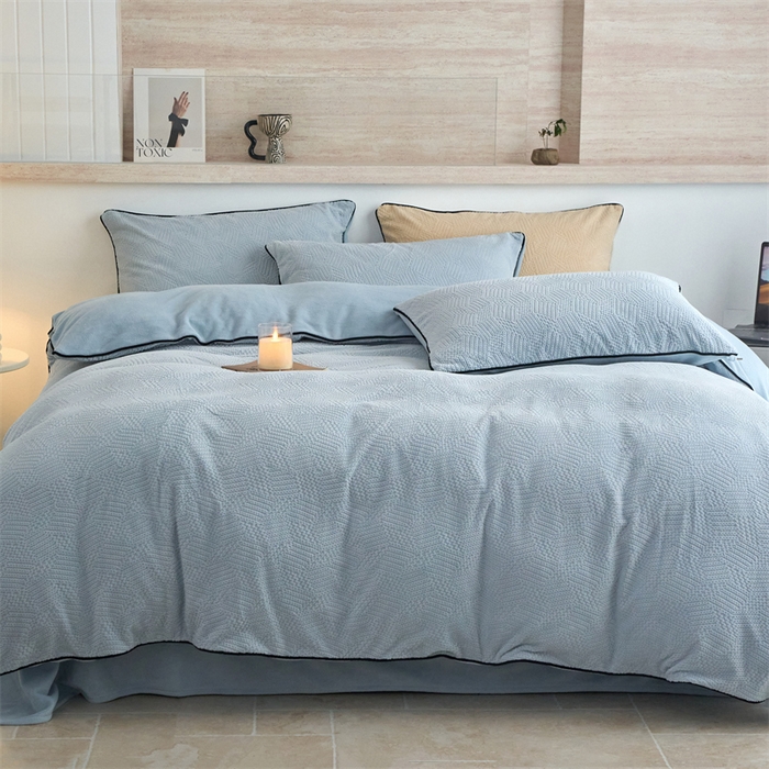 91家纺网 家纺一手货源 找家纺 乐居家纺 2025新款牛奶绒嵌边提花剪花四件套（含买家秀和质检报告） 织梦-蓝