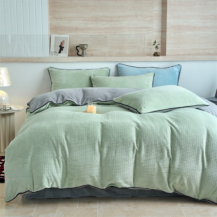 91家纺网 家纺一手货源 找家纺 乐居家纺 2025新款牛奶绒嵌边提花剪花四件套（含买家秀和质检报告） 心链-清新绿