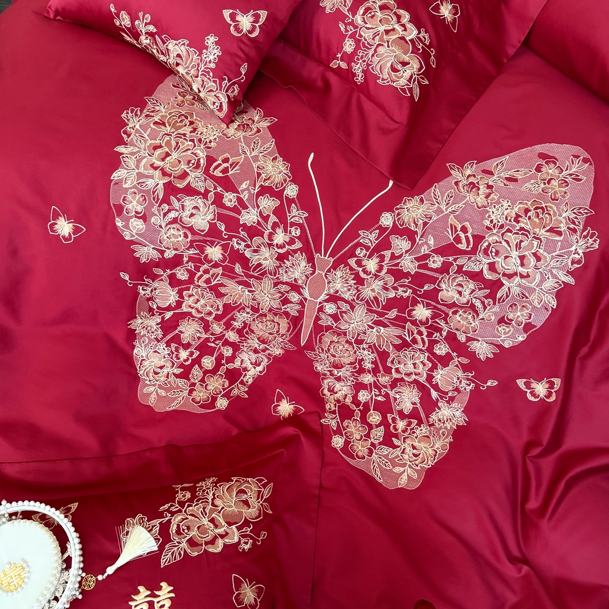 91家纺网 家纺一手货源 找家纺 （总）嗨购家纺 2025新款50S长绒棉婚庆四件套-彩蝶双飞