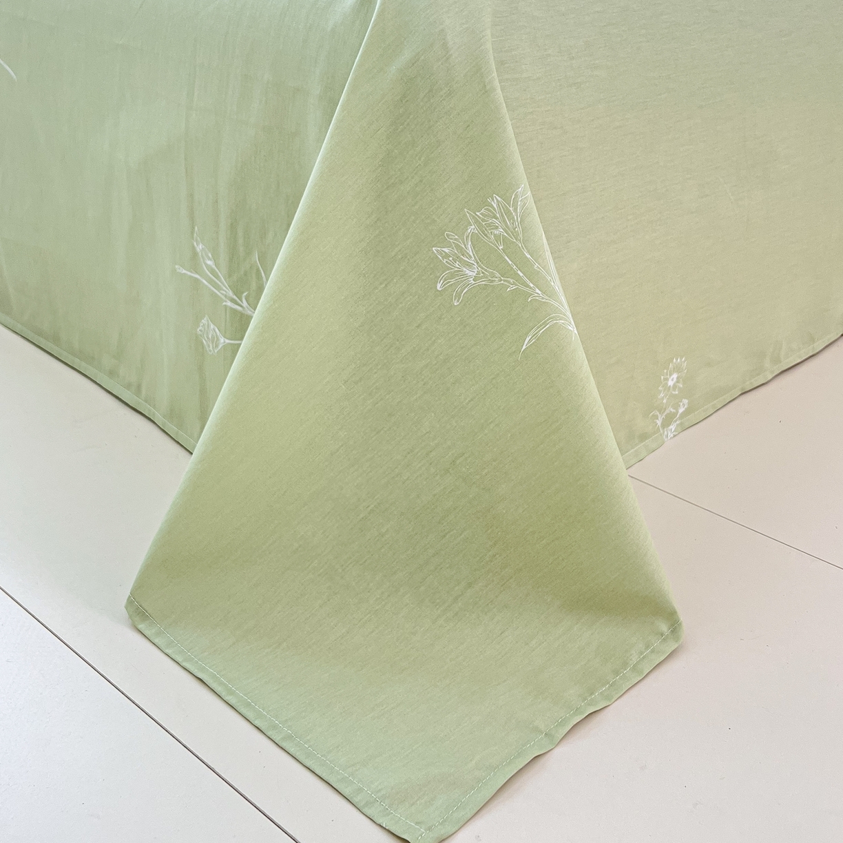 91家纺网 家纺一手货源 找家纺 红馆 2025年全棉12868印花系列四件套 缠枝绣球-蓝