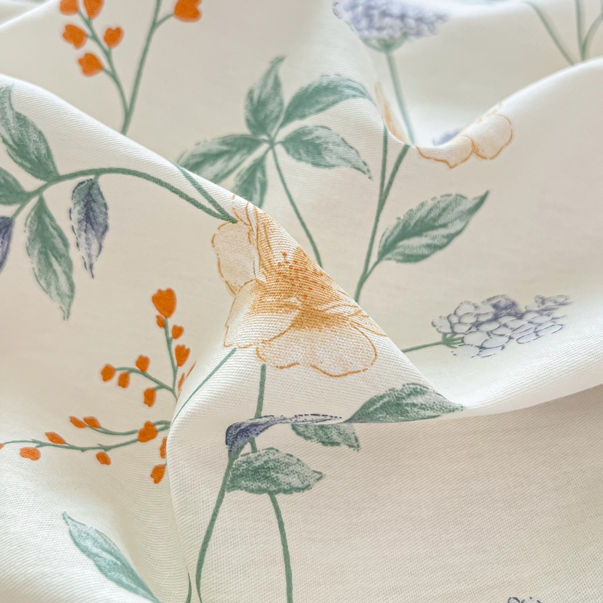 91家纺网 家纺一手货源 找家纺 红馆 2025年全棉12868印花系列四件套 缠枝绣球-蓝