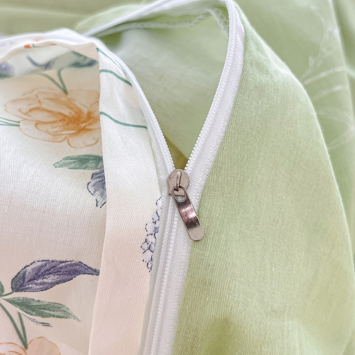 91家纺网 家纺一手货源 找家纺 红馆 2025年全棉12868印花系列四件套 缠枝绣球-蓝