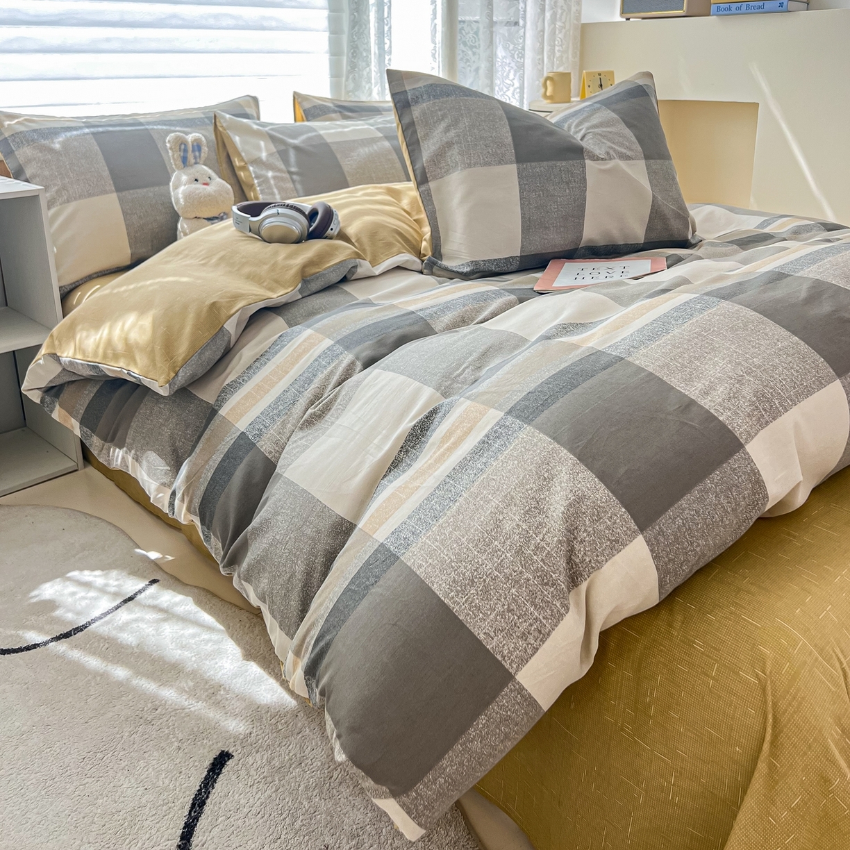 91家纺网 家纺一手货源 找家纺 红馆 2025年全棉12868印花系列四件套 冬日街灯-咖