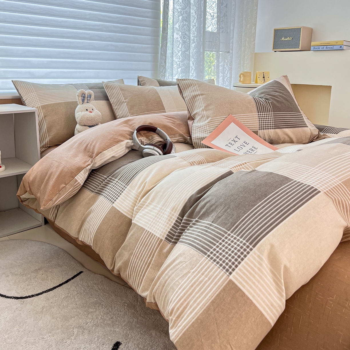 91家纺网 家纺一手货源 找家纺 红馆 2025年全棉12868印花系列四件套 魔方小站-咖