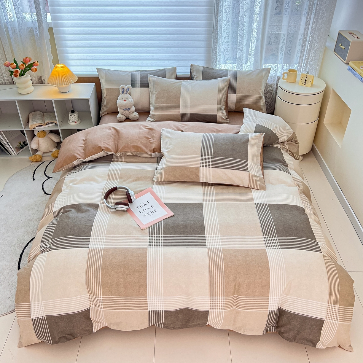 91家纺网 家纺一手货源 找家纺 红馆 2025年全棉12868印花系列四件套 魔方小站-咖