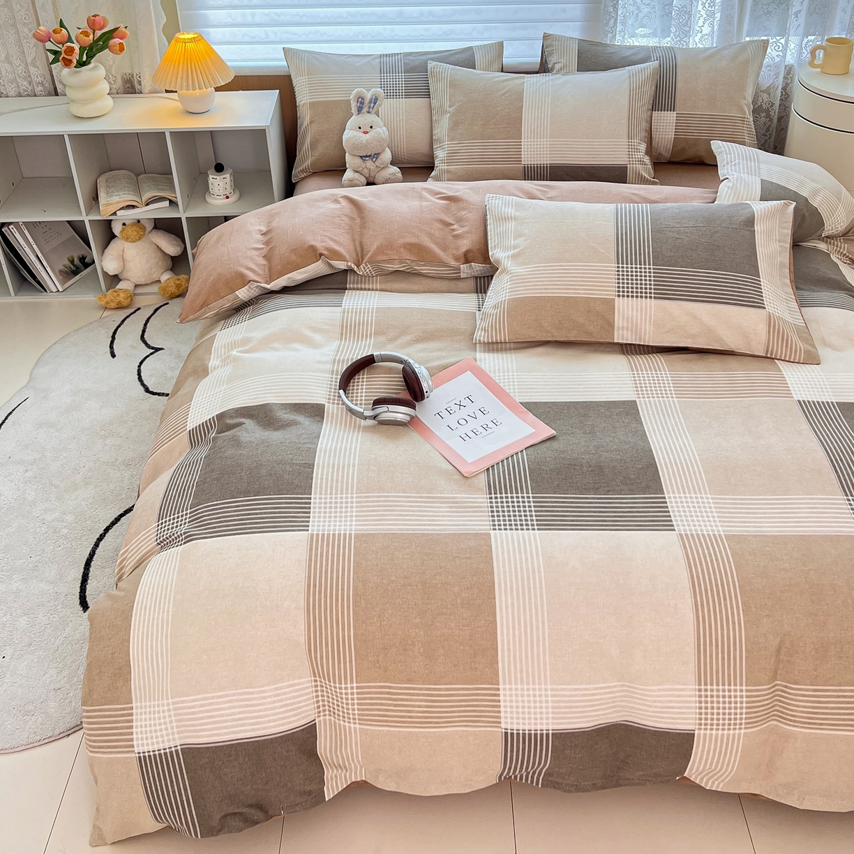 91家纺网 家纺一手货源 找家纺 红馆 2025年全棉12868印花系列四件套 魔方小站-咖