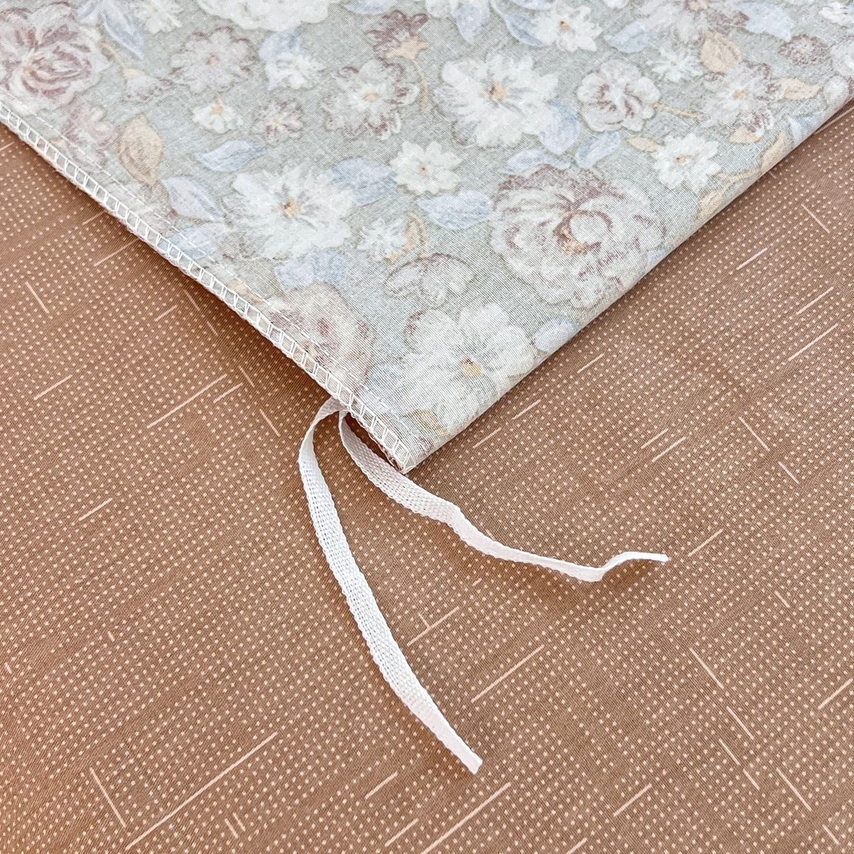 91家纺网 家纺一手货源 找家纺 红馆 2025年全棉12868印花系列四件套 沐雨