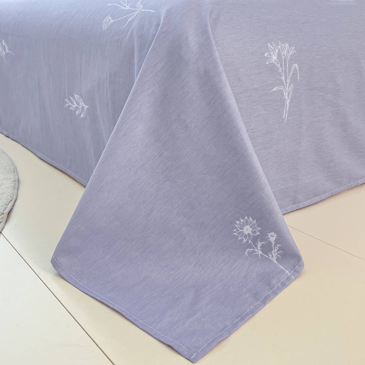 91家纺网 家纺一手货源 找家纺 红馆 2025年全棉12868印花系列四件套 浅素花影