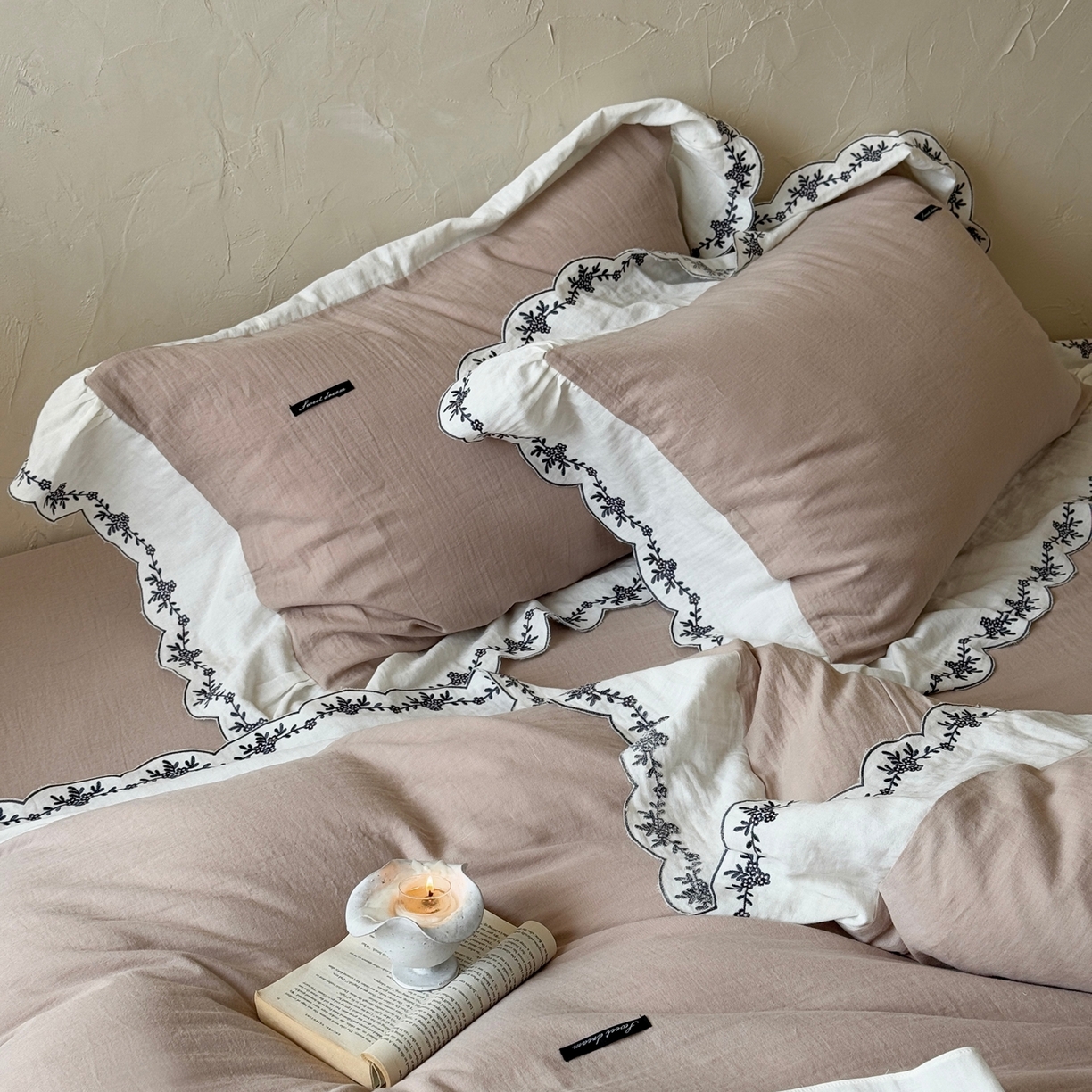 91家纺网 家纺一手货源 找家纺 （总）嗨购家纺 2025新款亲肤舒适双层纱四件套-故里