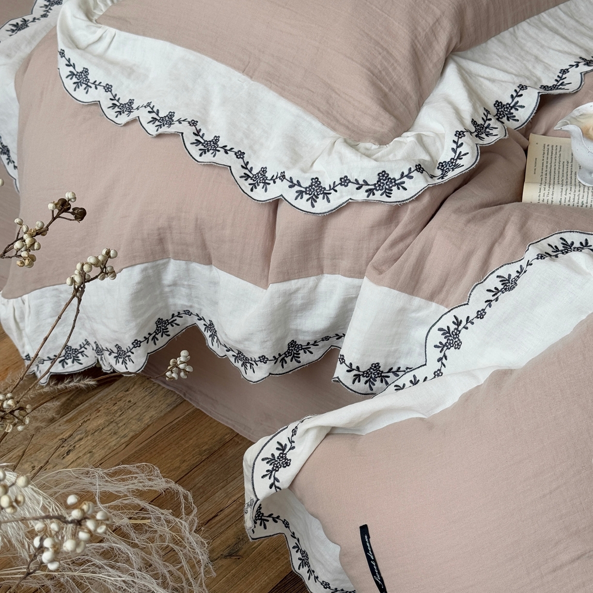 91家纺网 家纺一手货源 找家纺 （总）嗨购家纺 2025新款亲肤舒适双层纱四件套-故里