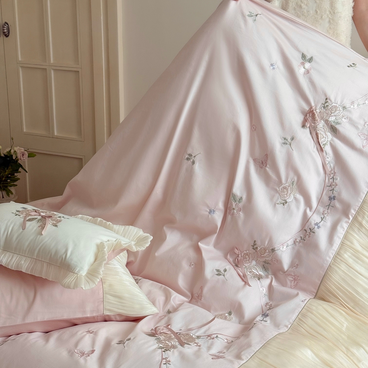 91家纺网 家纺一手货源 找家纺 （总）嗨购家纺 2025新款50S 全棉亲肤四件套-花间捕梦