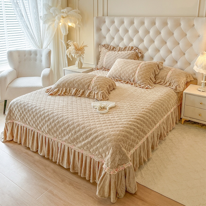 91家纺网 家纺一手货源 找家纺 瑞宝 2025新款牛奶绒花边床盖床盖单件床盖单品单床盖床盖三件套-蝶舞花语 蝶舞花语-奶茶棕