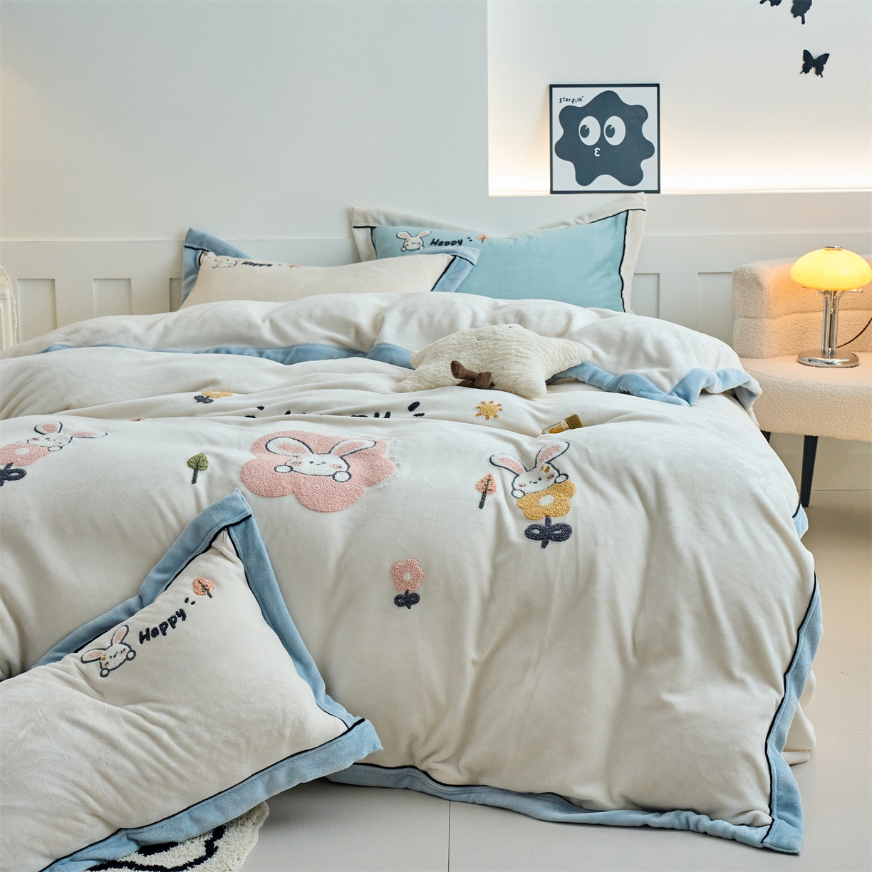 91家纺网 家纺一手货源 找家纺 （总）乐居家纺 2025新款宽包边毛巾绣高克重牛奶绒四件套 实重超8斤