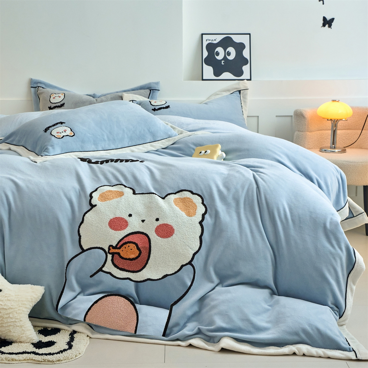 91家纺网 家纺一手货源 找家纺 （总）乐居家纺 2025新款宽包边毛巾绣高克重牛奶绒四件套 实重超8斤