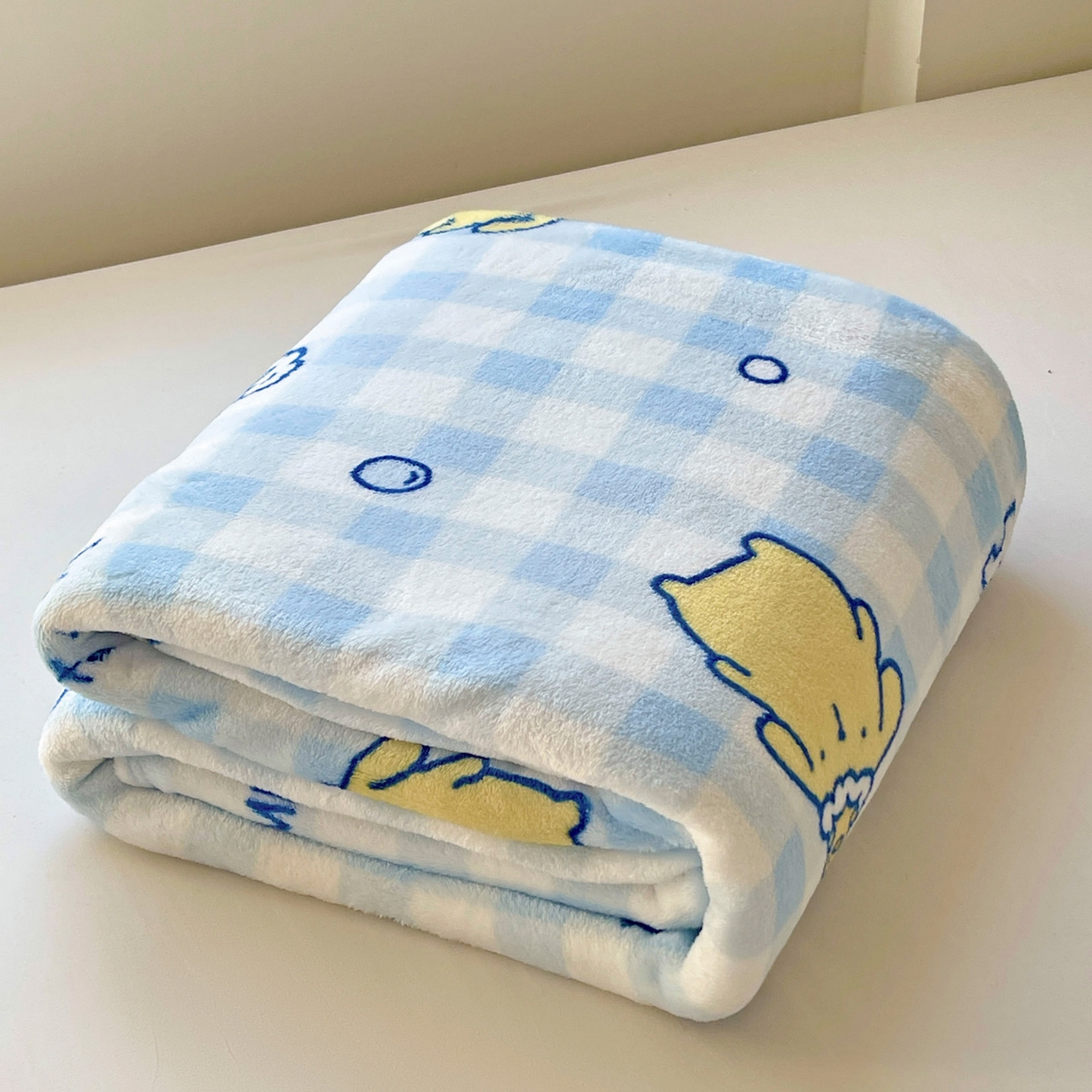 91家纺网 家纺一手货源 找家纺 （总）耀悦家纺2025新款正版授权三丽鸥高克重卡通牛奶绒毛毯多功能毯子盖毯