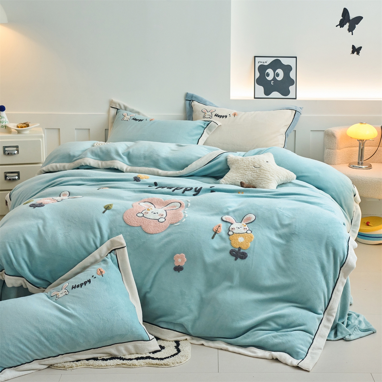乐居家纺 2025新款宽包边毛巾绣高克重牛奶绒四件套 实重超8斤 开心兔-浅星蓝