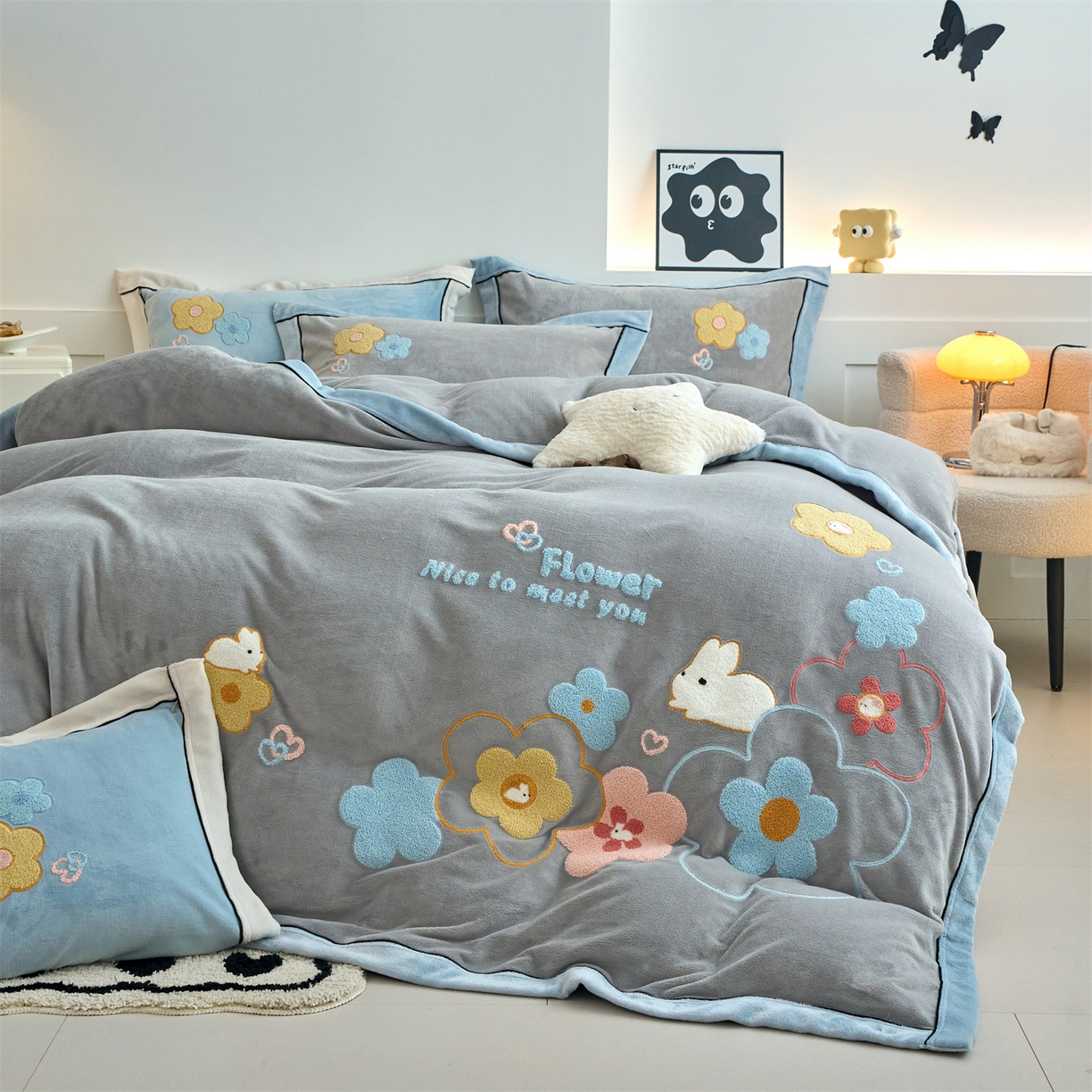 乐居家纺 2025新款宽包边毛巾绣高克重牛奶绒四件套 实重超8斤 桃花朵朵开-绅士灰