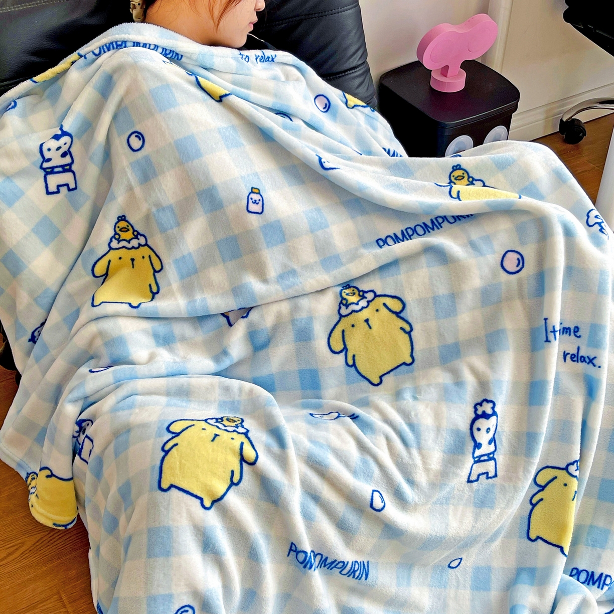 91家纺网 家纺一手货源 找家纺 耀悦家纺2025新款正版授权三丽鸥高克重卡通牛奶绒毛毯多功能毯子盖毯 蓝格布丁狗