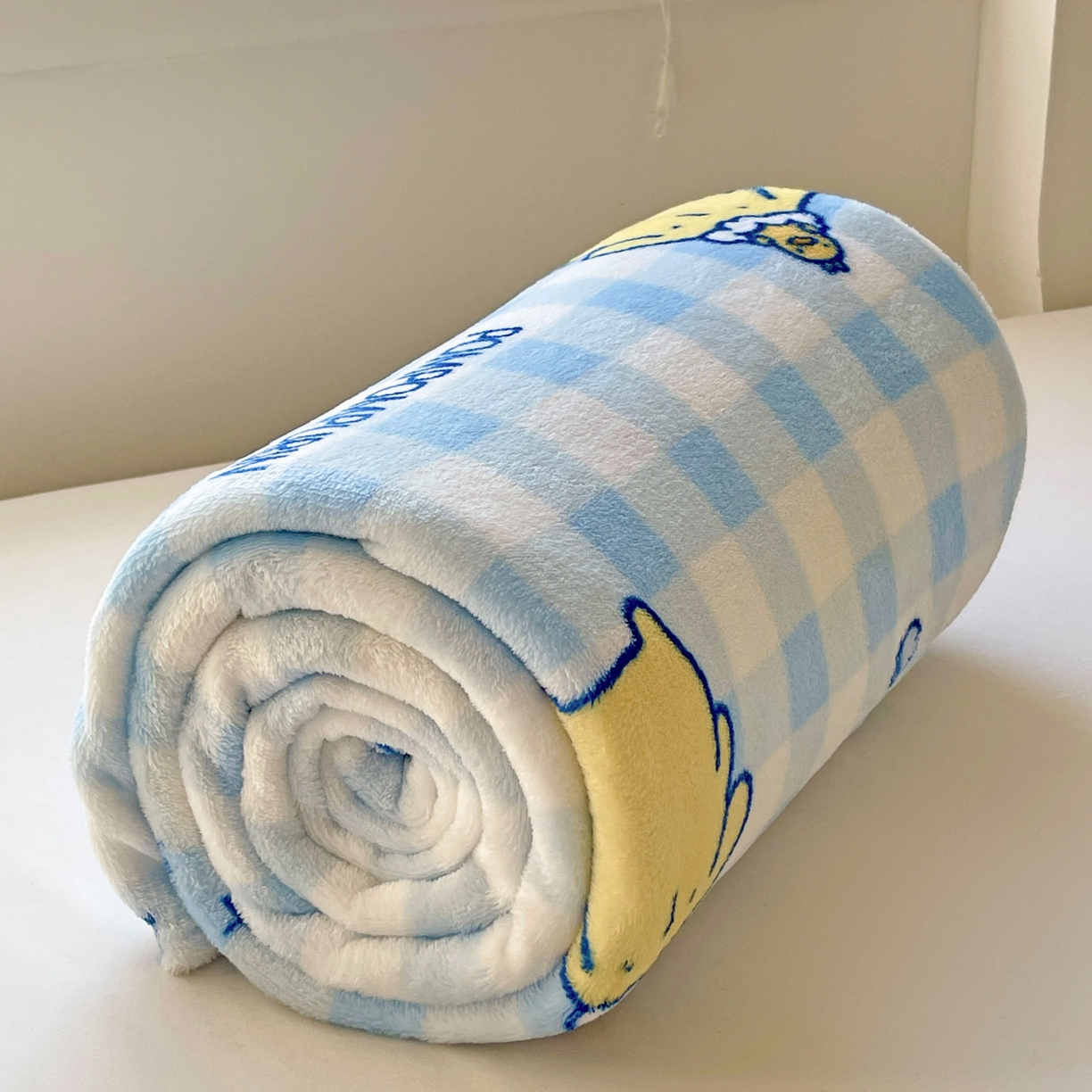 91家纺网 家纺一手货源 找家纺 耀悦家纺2025新款正版授权三丽鸥高克重卡通牛奶绒毛毯多功能毯子盖毯 蓝格布丁狗