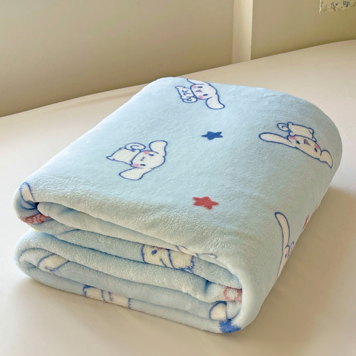 耀悦家纺2025新款正版授权三丽鸥高克重卡通牛奶绒毛毯多功能毯子盖毯 星星玉桂狗