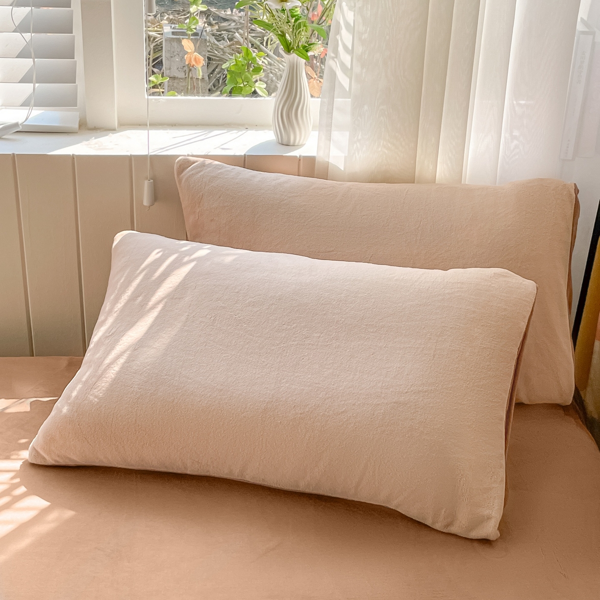 91家纺网 家纺一手货源 找家纺 仔仔熊 2025新款牛奶绒单床单床单单件 咖