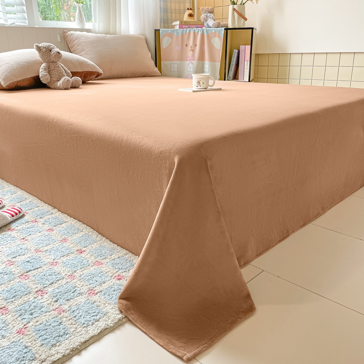 91家纺网 家纺一手货源 找家纺 仔仔熊 2025新款牛奶绒单床单床单单件 咖