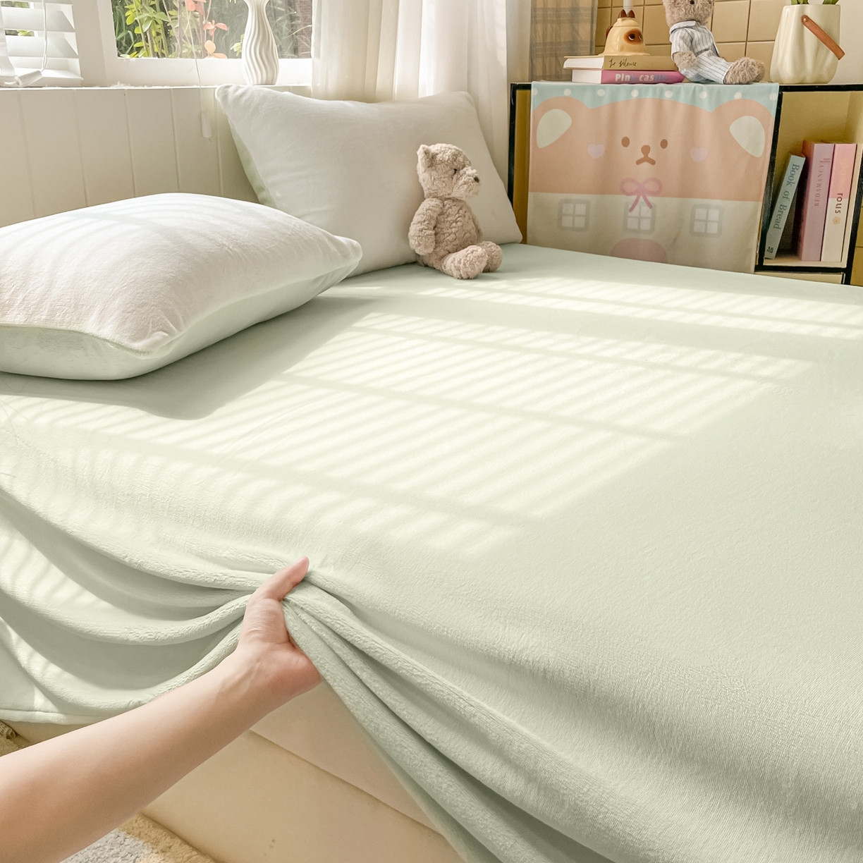 91家纺网 家纺一手货源 找家纺 仔仔熊 2025新款牛奶绒单床单床单单件 绿