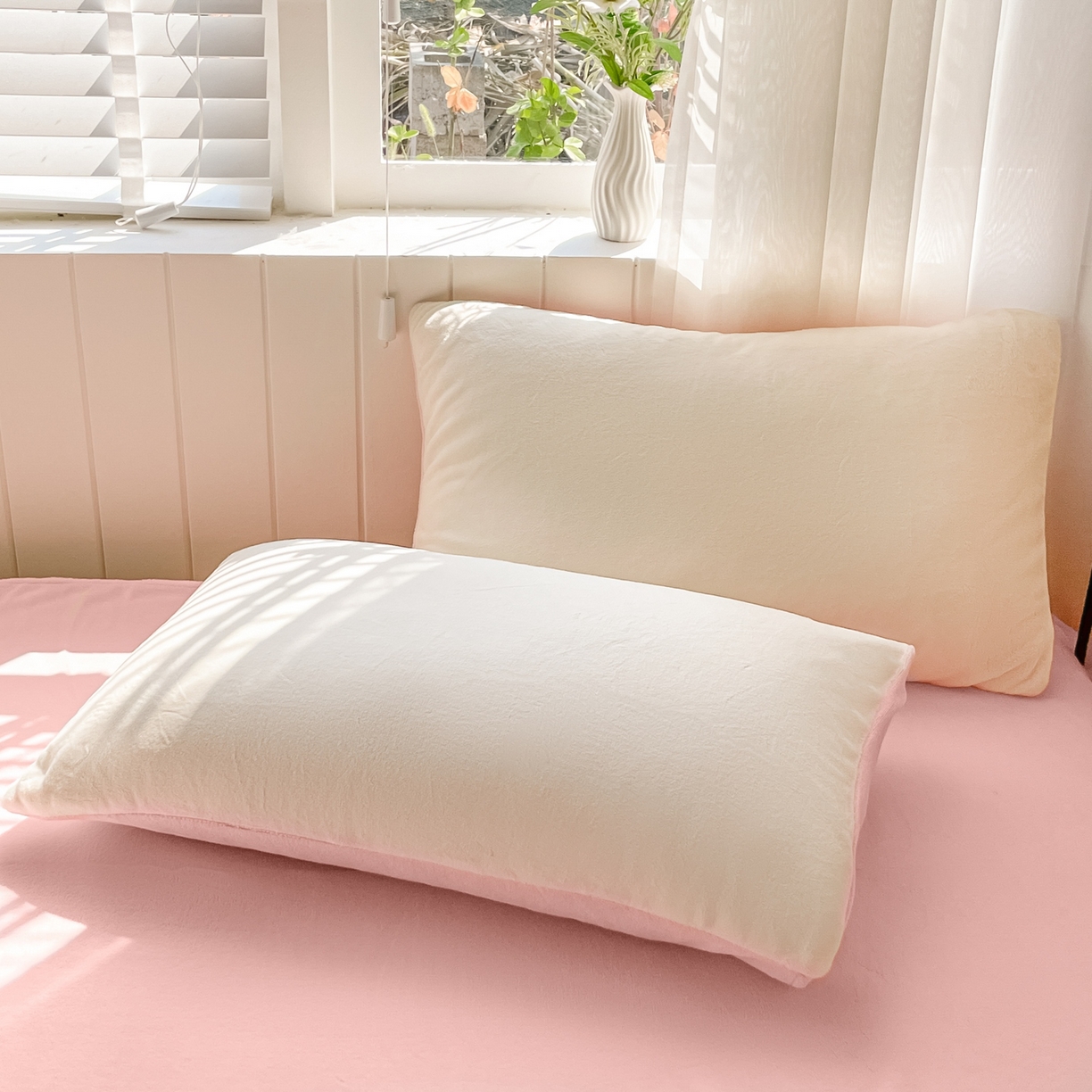 91家纺网 家纺一手货源 找家纺 仔仔熊 2025新款牛奶绒单床单床单单件 粉