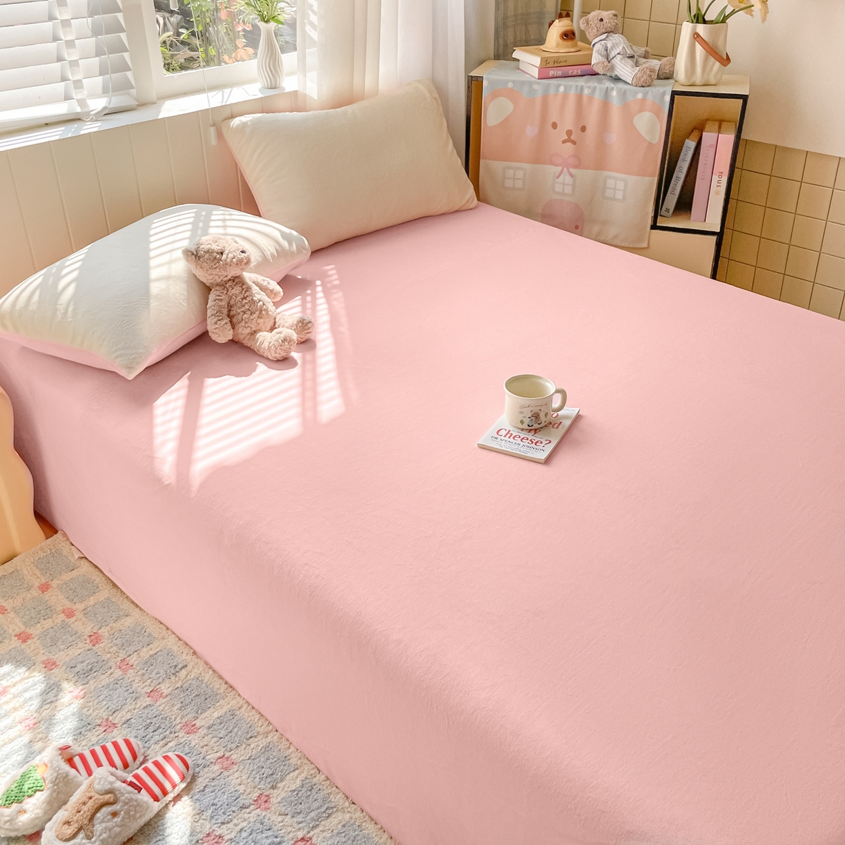 91家纺网 家纺一手货源 找家纺 仔仔熊 2025新款牛奶绒单床单床单单件 粉