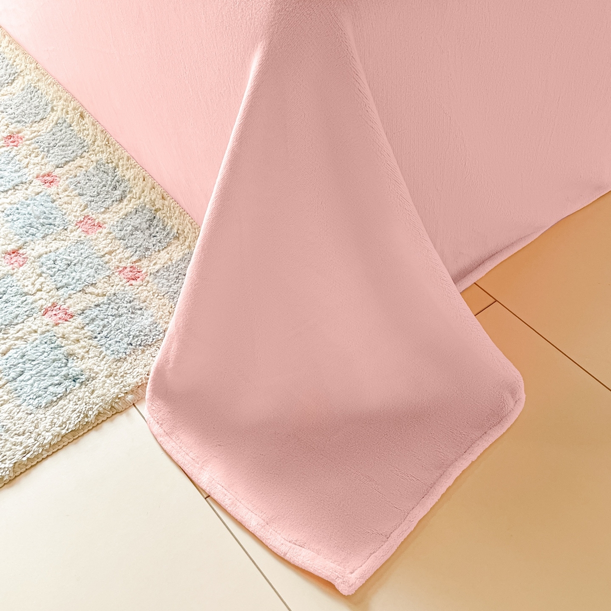 91家纺网 家纺一手货源 找家纺 仔仔熊 2025新款牛奶绒单床单床单单件 粉