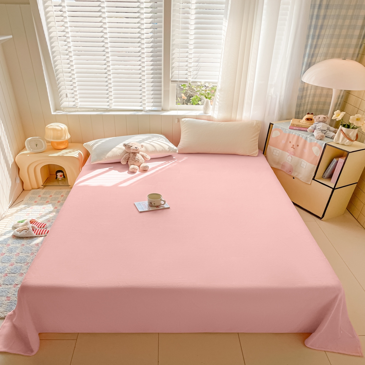 91家纺网 家纺一手货源 找家纺 仔仔熊 2025新款牛奶绒单床单床单单件 粉