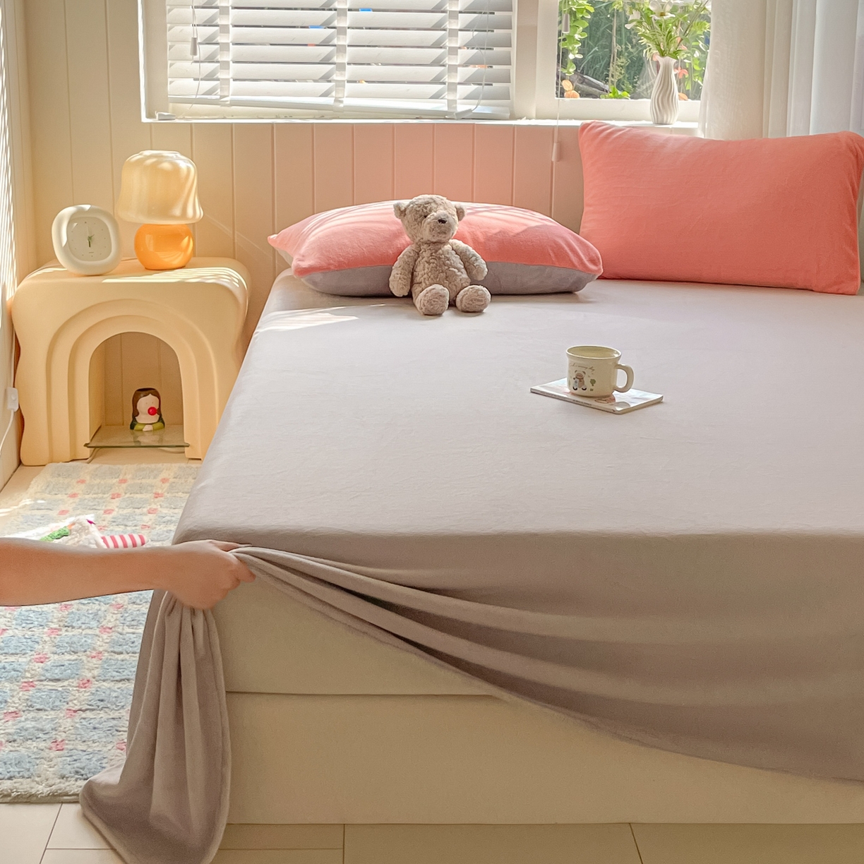 91家纺网 家纺一手货源 找家纺 仔仔熊 2025新款牛奶绒单床单床单单件 灰