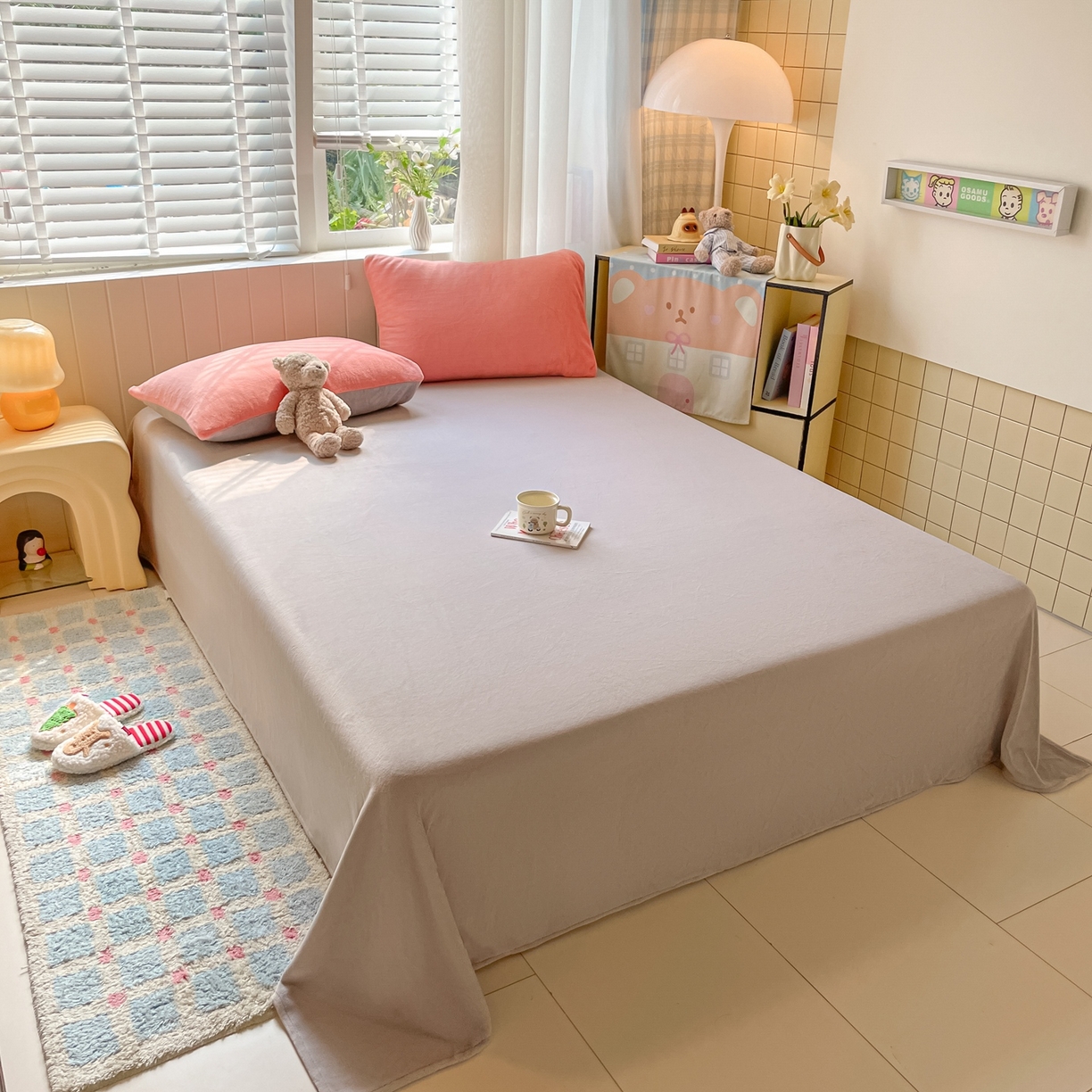 91家纺网 家纺一手货源 找家纺 仔仔熊 2025新款牛奶绒单床单床单单件 灰